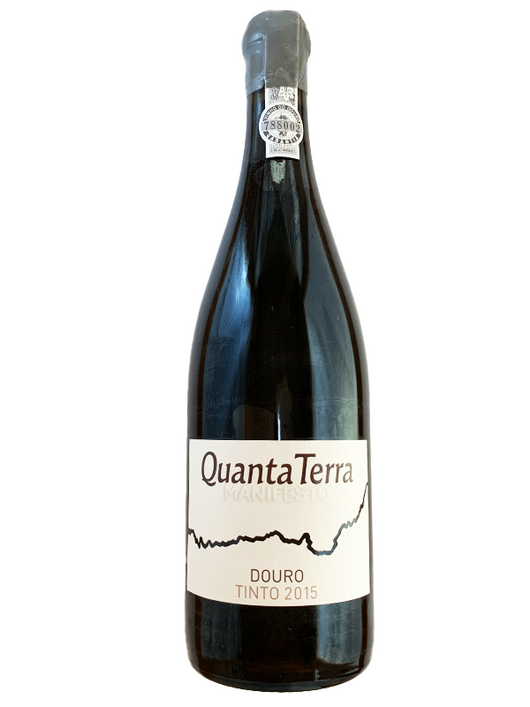 Quanta Terra Manifesto Douro Tinto 2015. Deze portugese rode wijn is een perfecte schatkelder wijn. Vergeet niet uw wijn te bestellen. Uw wijn kunt u het beste kopen via bouchon in den haag of via de website. 