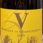 Laad afbeelding in Galerij-viewer, Domaine de Grangeneuve Viognier &#39;V&#39; Franse wijnen en mooie witte wijnen besteld u bij bouchon in den haag. Deze viognier zal u aangenaam verrassen. 
